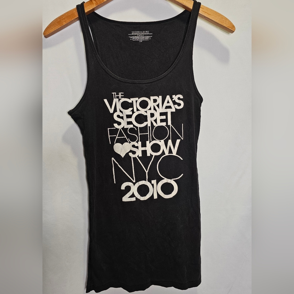 Victorias Secret 2010 NYC Fashion Show Tank Top Size L